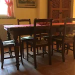 Casa A Schiera Fronte Con Giardino Hébergement de vacances
