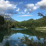 Casa A Schiera Fronte Con Giardino Hébergement de vacances *