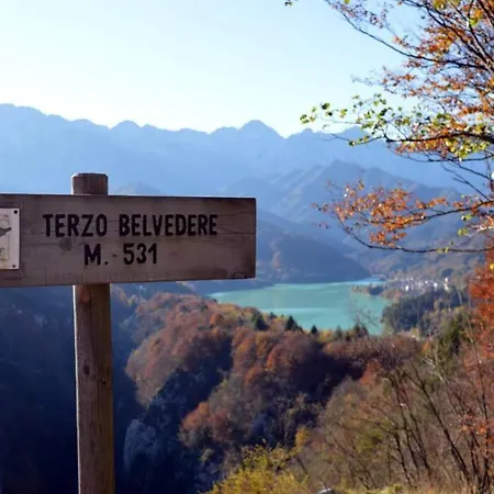 Casa de Férias Casa A Schiera Fronte Con Giardino *