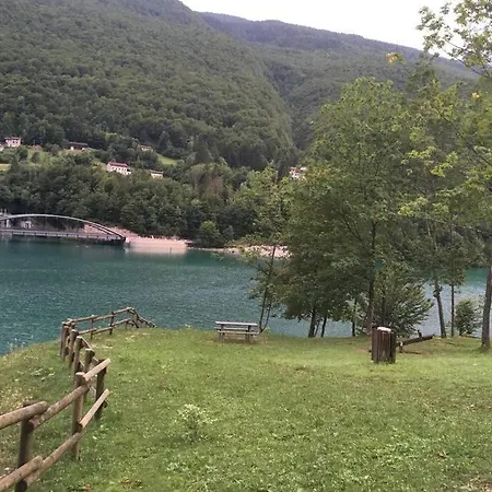 Casa A Schiera Fronte Con Giardino Holiday home *