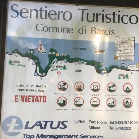 Casa de Férias Casa A Schiera Fronte Con Giardino Barcis